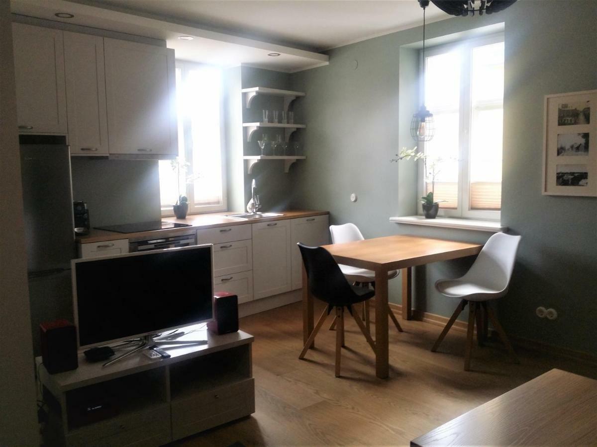 Silbernagel Apartment Kuressaare Exteriör bild